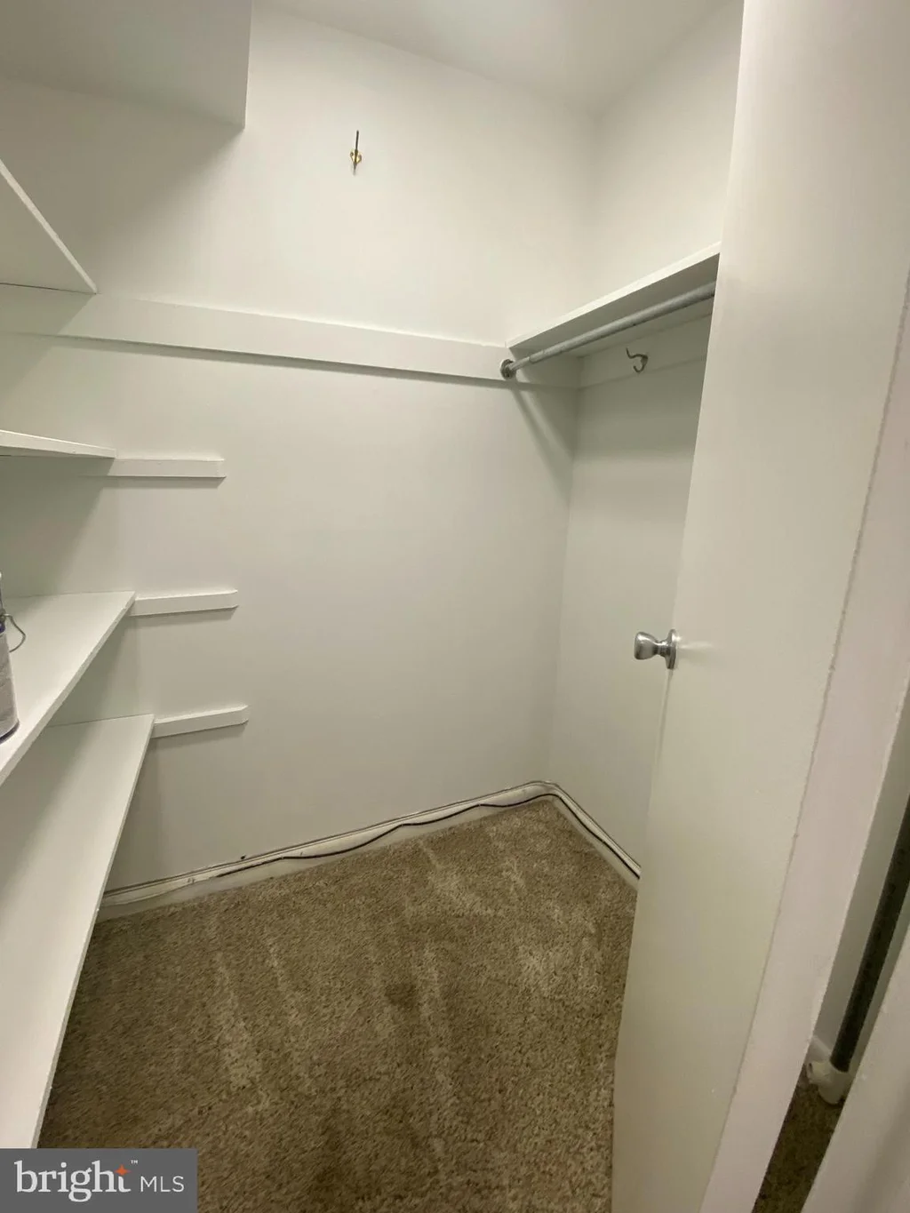 Additional image 4 of 10424 Rockville Pike Unit 202, Rockville, MD 20852
