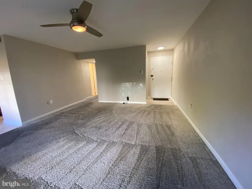 Additional image 5 of 10424 Rockville Pike Unit 202, Rockville, MD 20852