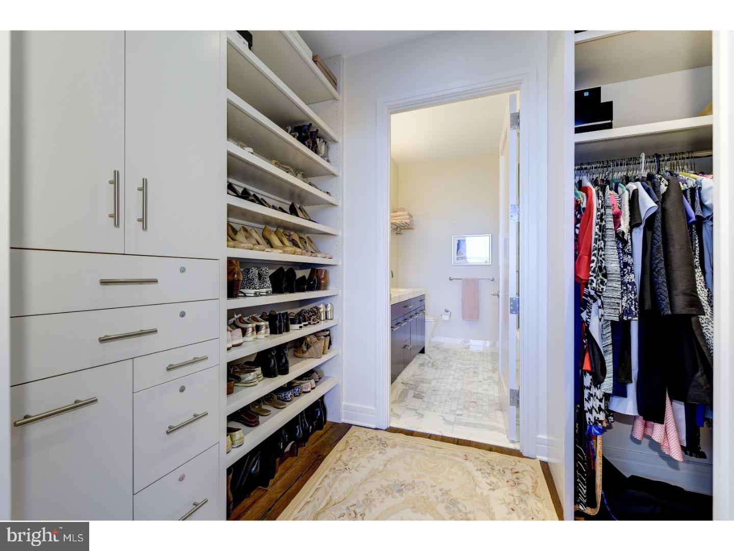 AVENUE OF THE ARTS - Residential