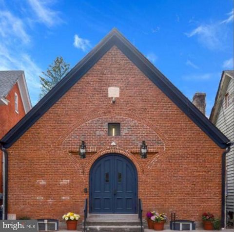 247 N MAIN STREET LAMBERTVILLE NJ 08530