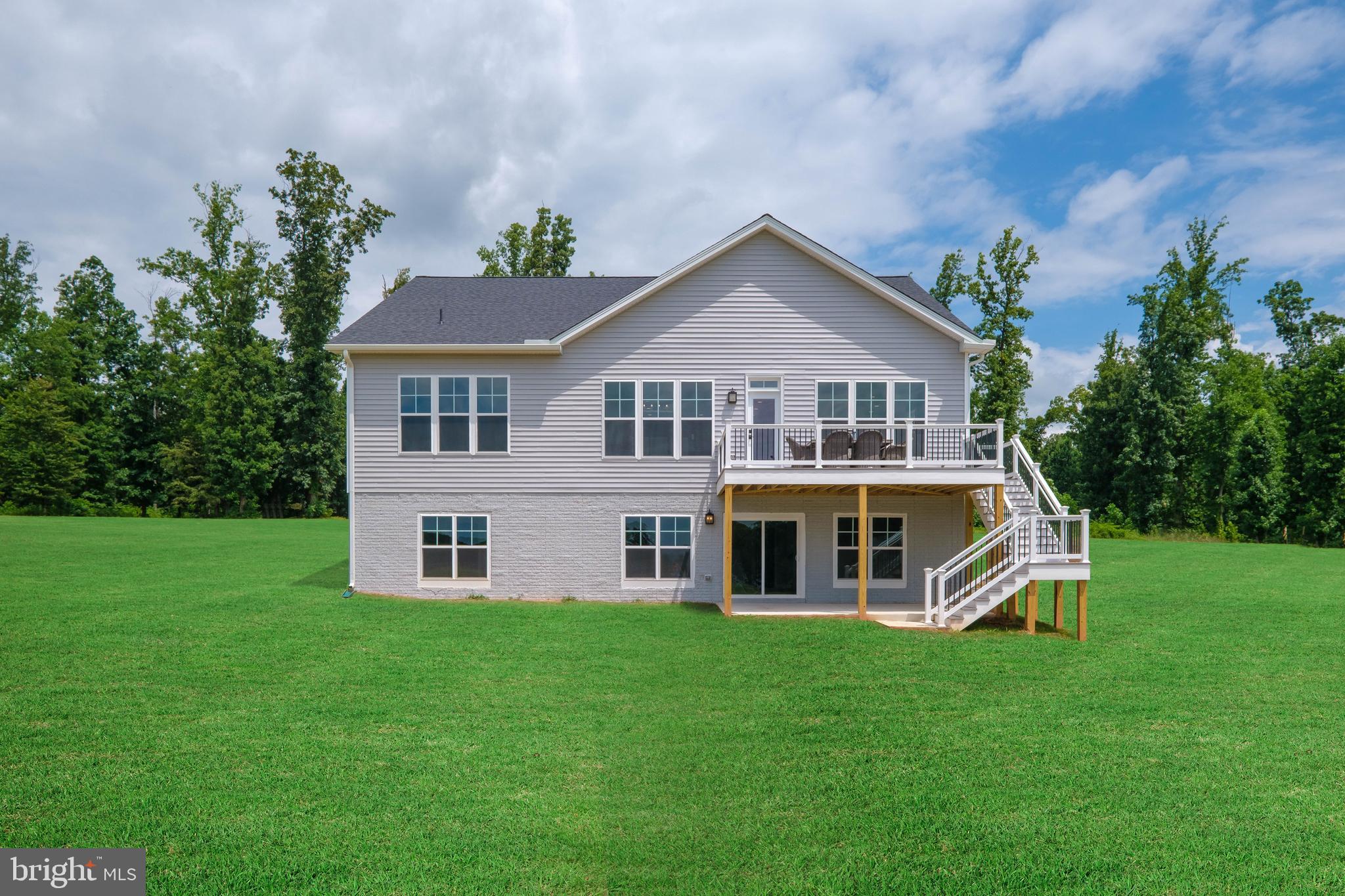 ROCK ISLAND LANDING - Residential