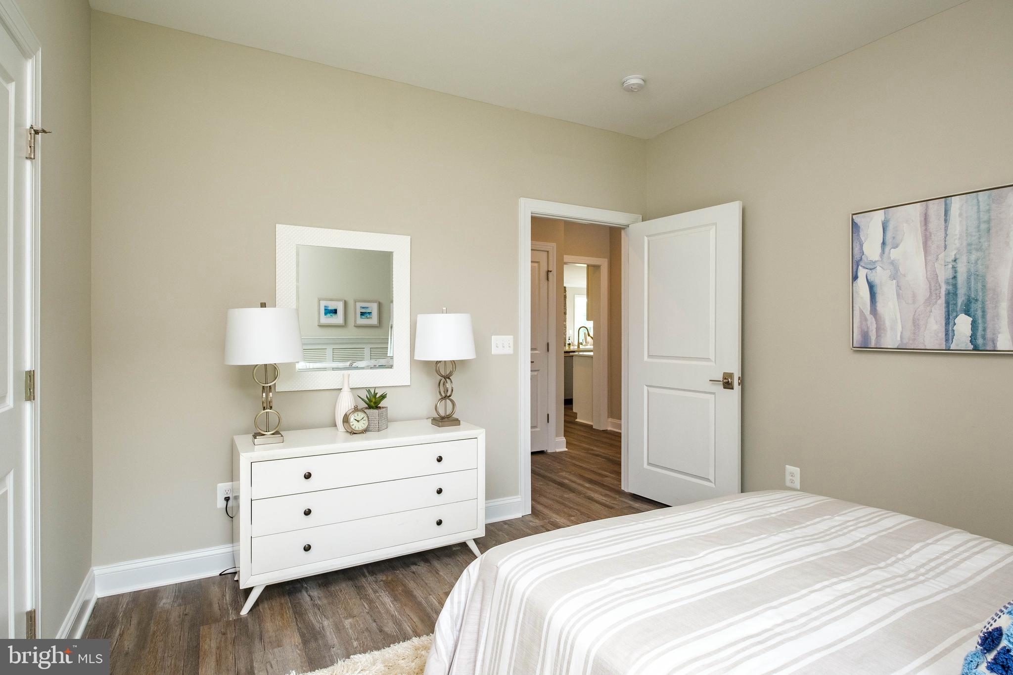 ROCK ISLAND LANDING - Residential