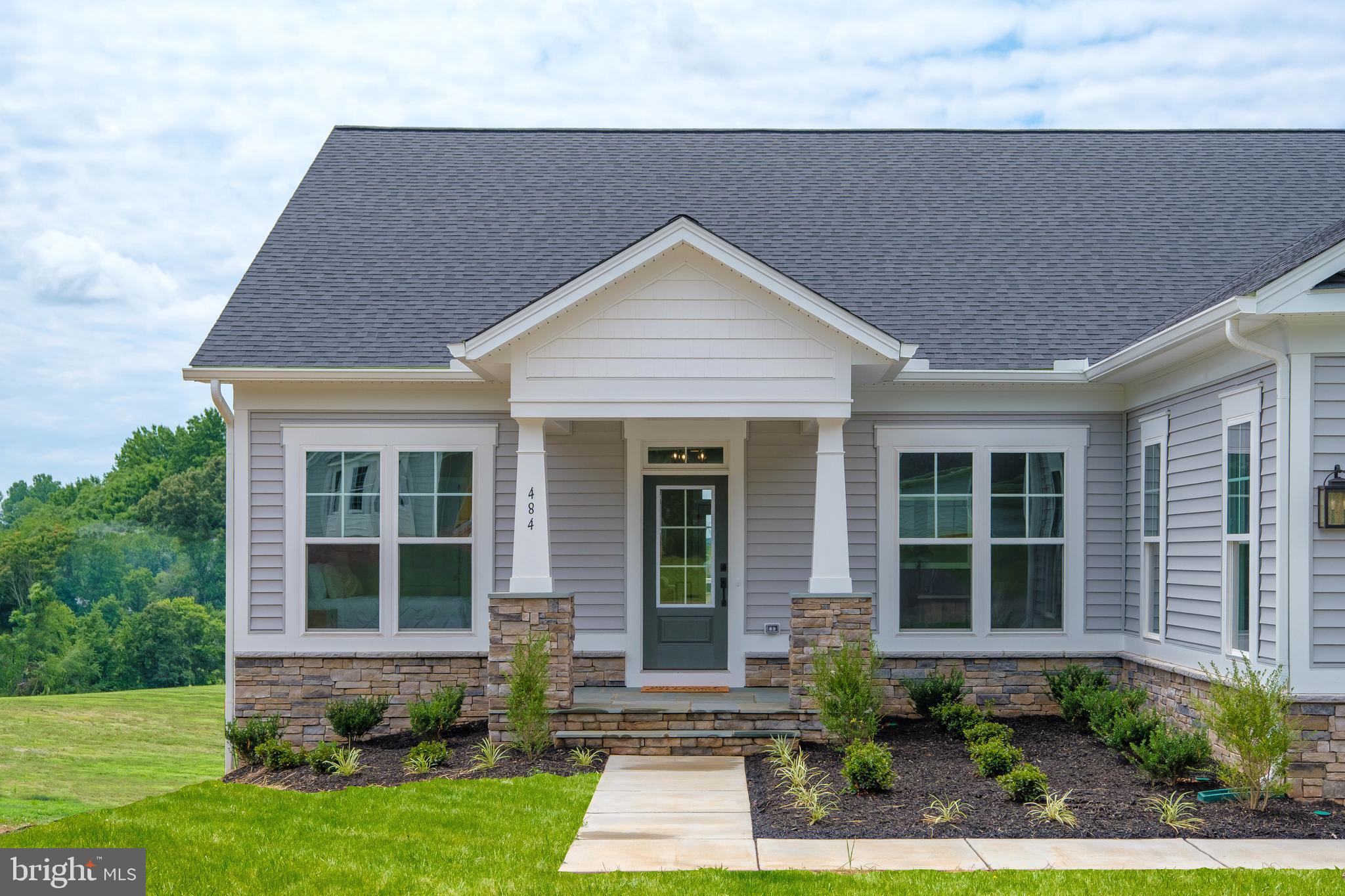 ROCK ISLAND LANDING - Residential