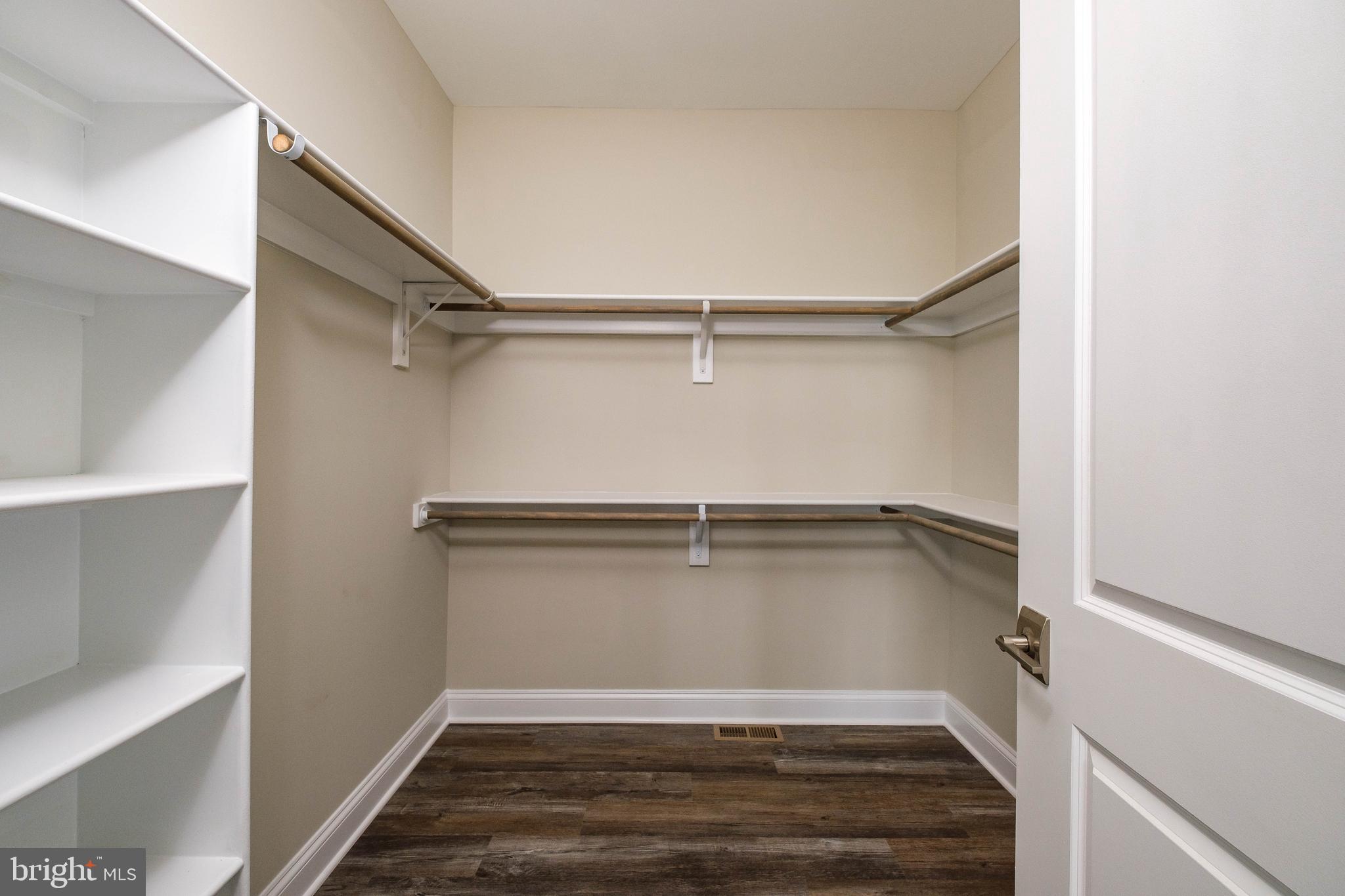 ROCK ISLAND LANDING - Residential