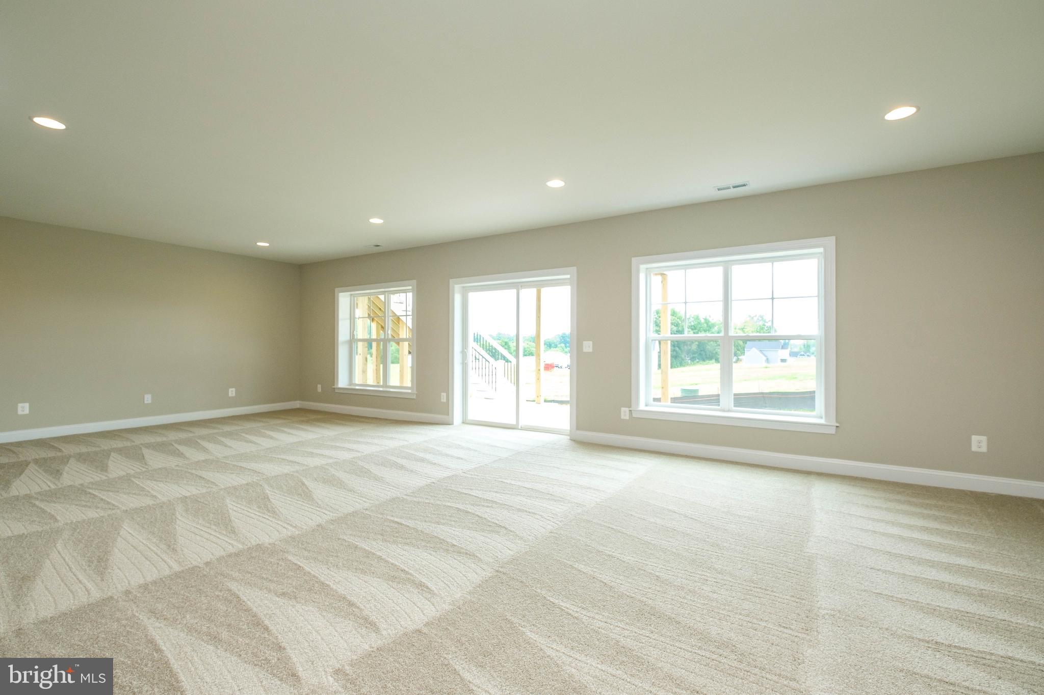 ROCK ISLAND LANDING - Residential