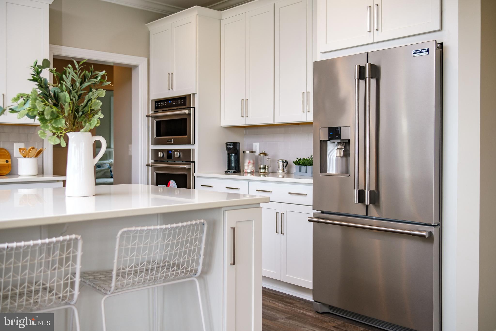 ROCK ISLAND LANDING - Residential