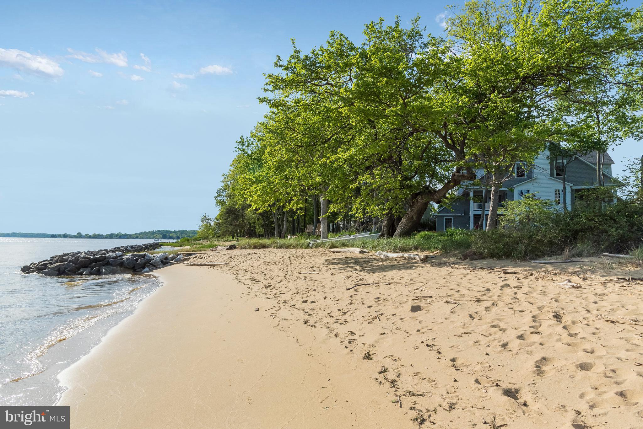 FISHING CREEK FARM - Residential