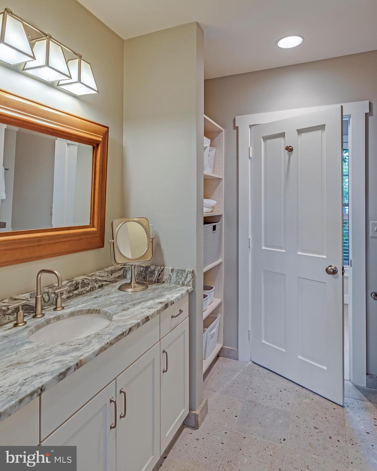 FISHING CREEK FARM - Residential