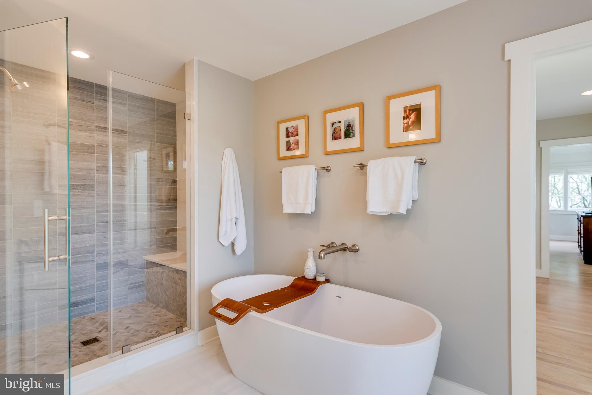 FISHING CREEK FARM - Residential