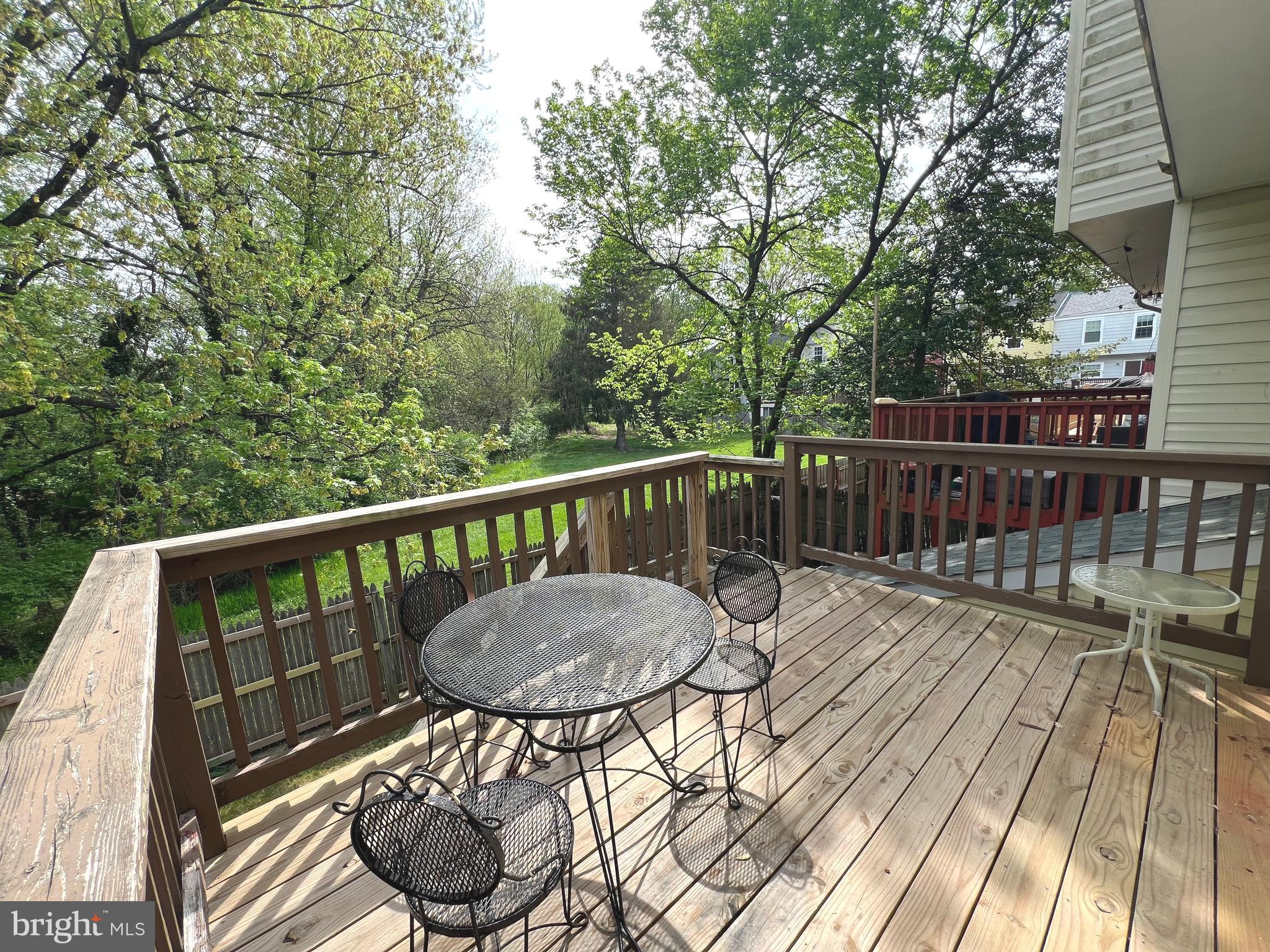 CARROLL PARK MANOR - Residential Lease