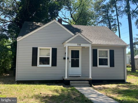 Homes For Sale - 732 Dennis Street<br/> SALISBURY, MD 21801