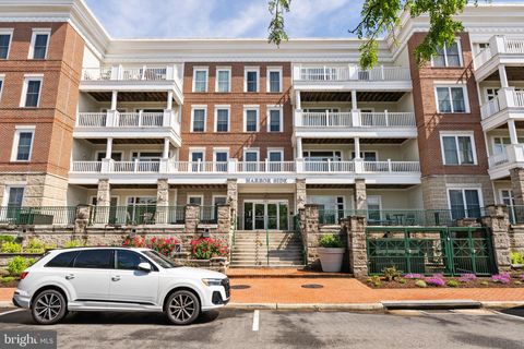525 BELMONT BAY DRIVE 405 WOODBRIDGE VA 22191