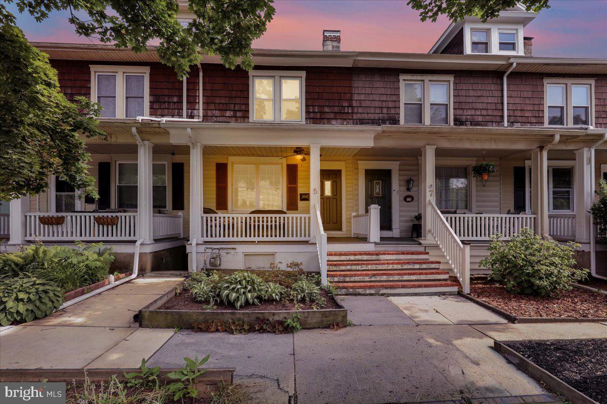 5 W 2ND AVENUE