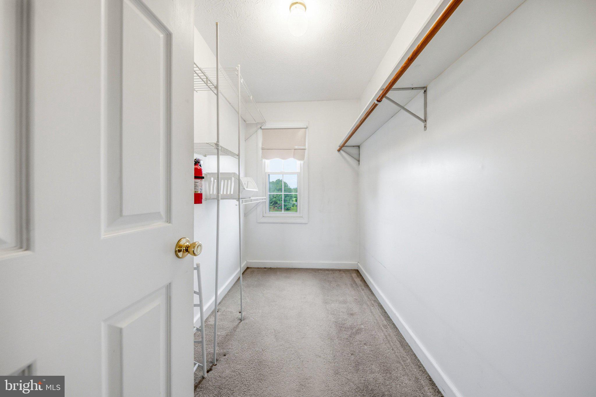 NORTH FORK FARMS - Residential