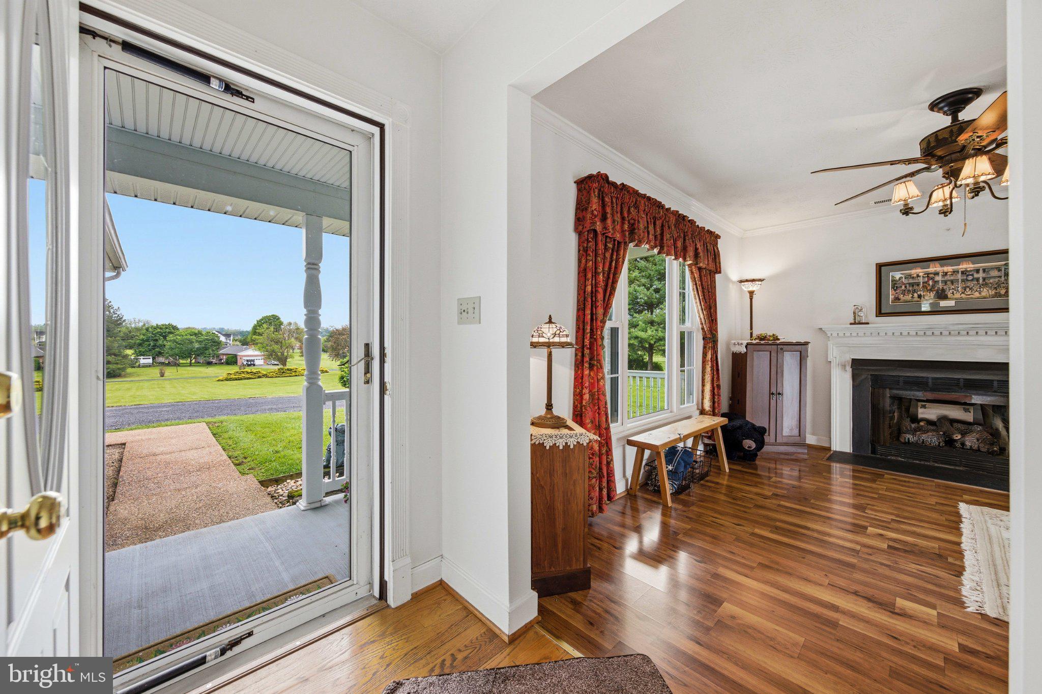 NORTH FORK FARMS - Residential