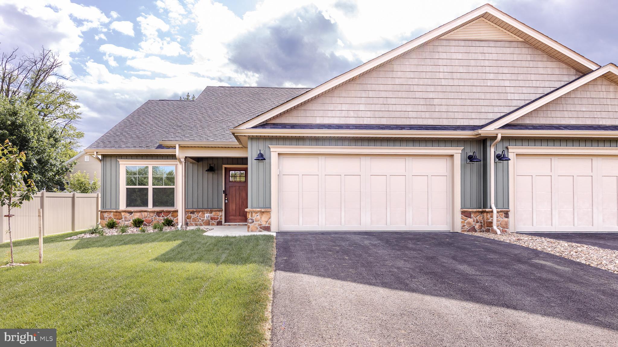 THE VILLAS AT WARM SPRINGS - Residential