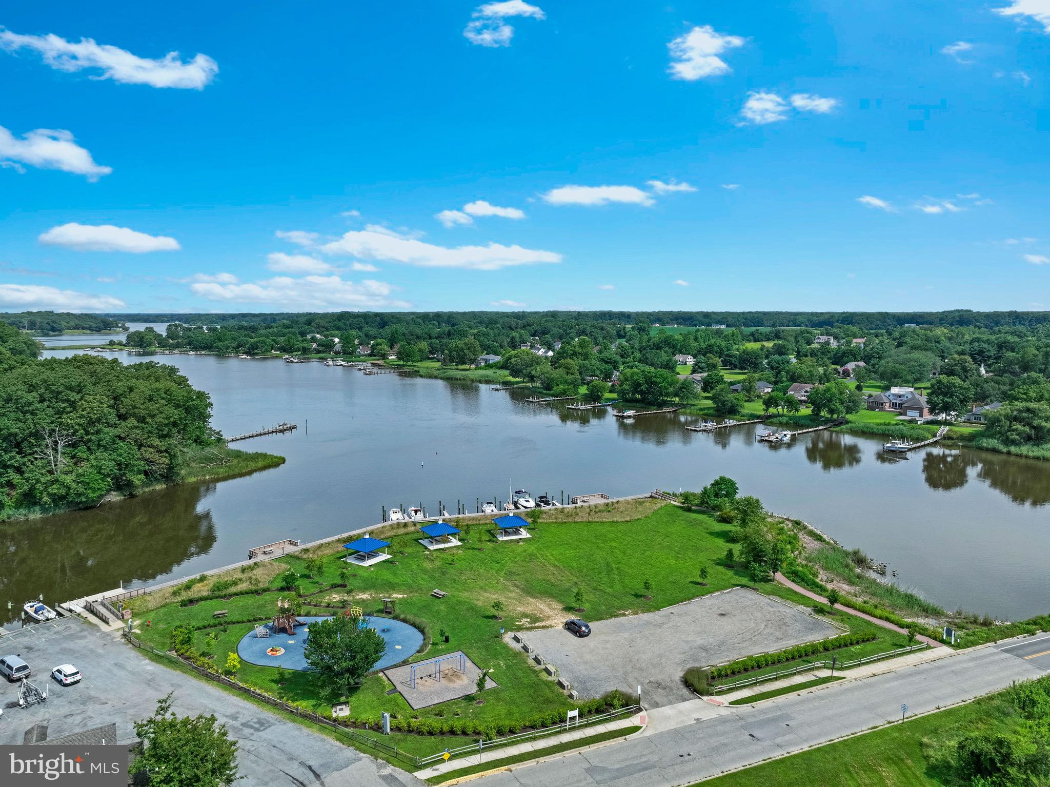 SYMPHONY VILLAGE AT CENTREVILLE - Residential