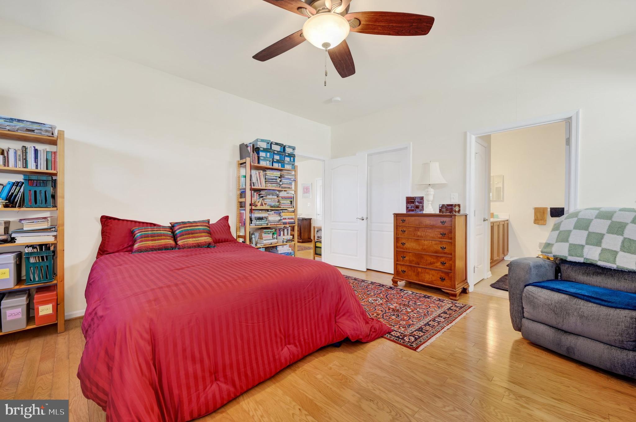 SYMPHONY VILLAGE AT CENTREVILLE - Residential