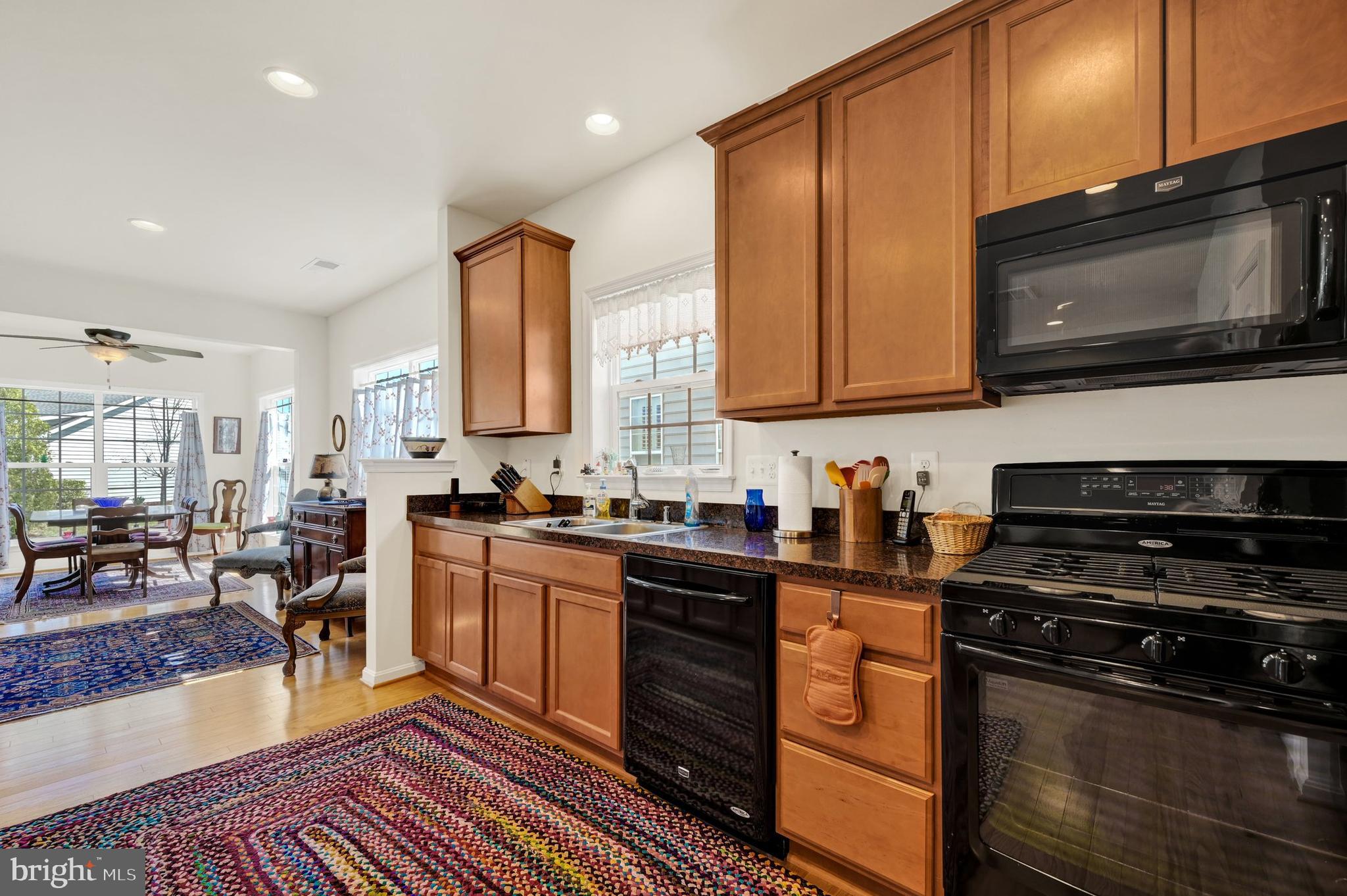 SYMPHONY VILLAGE AT CENTREVILLE - Residential