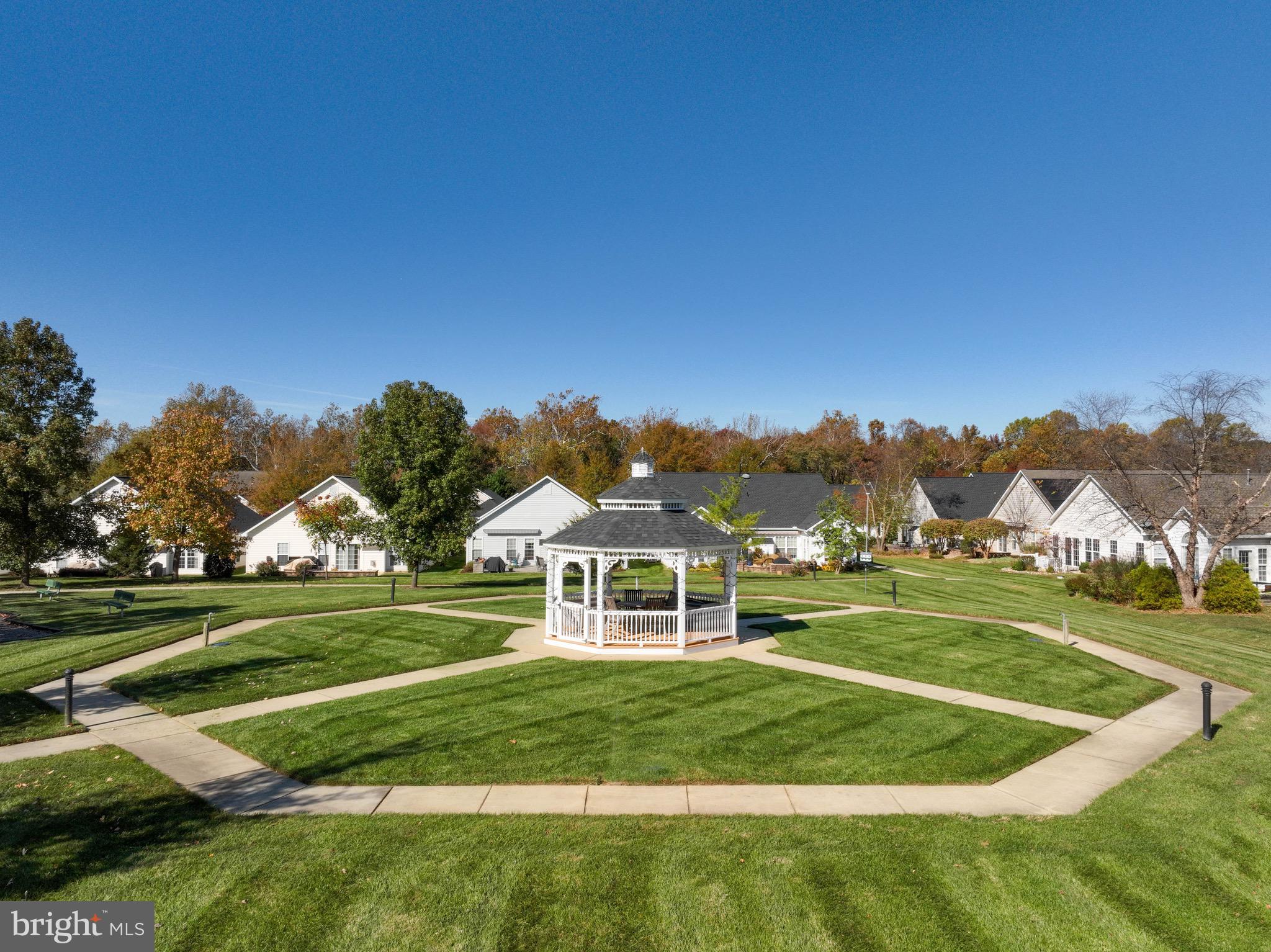 SYMPHONY VILLAGE AT CENTREVILLE - Residential