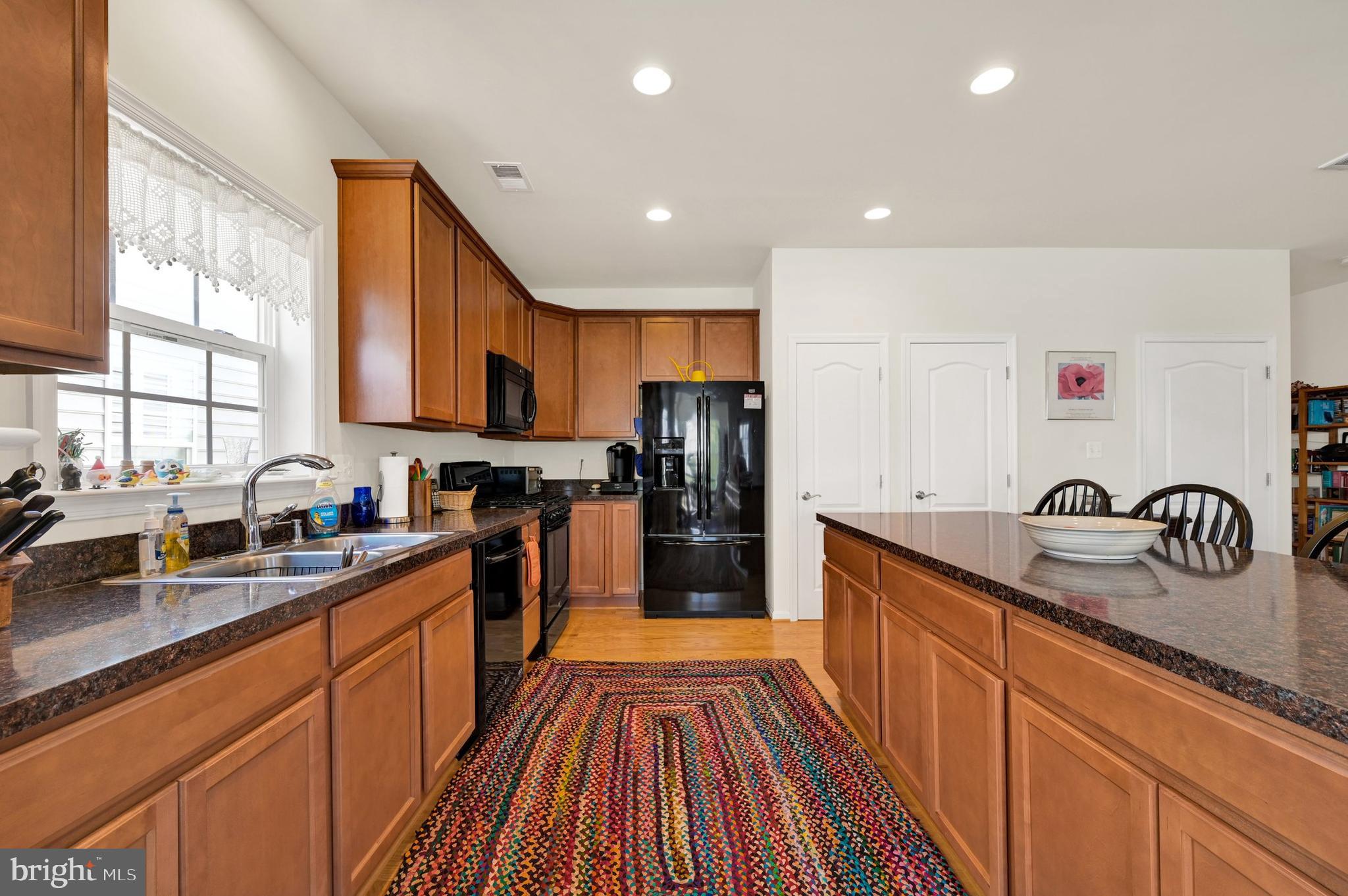 SYMPHONY VILLAGE AT CENTREVILLE - Residential