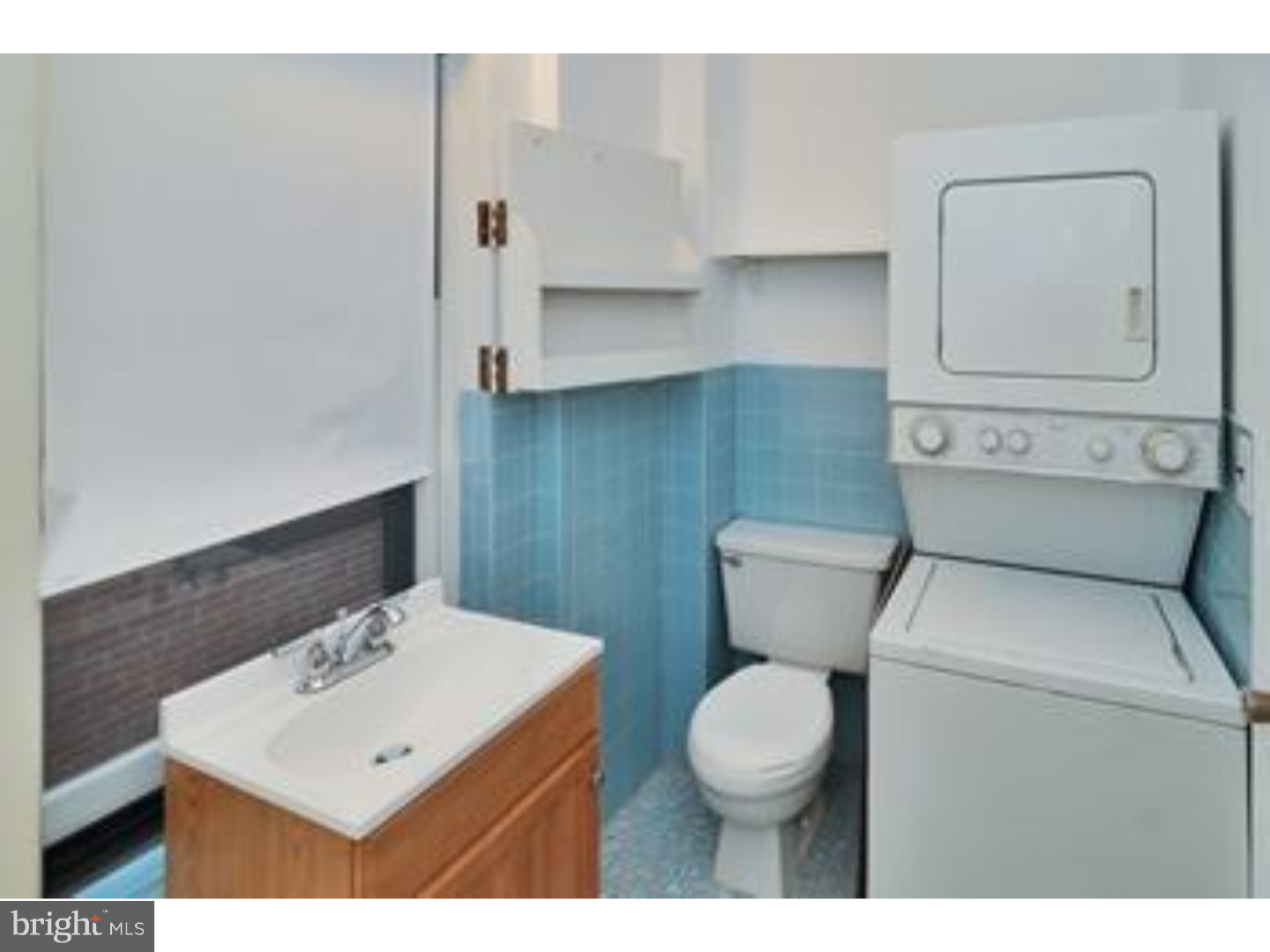 UNIVERSITY CITY - Residential Income