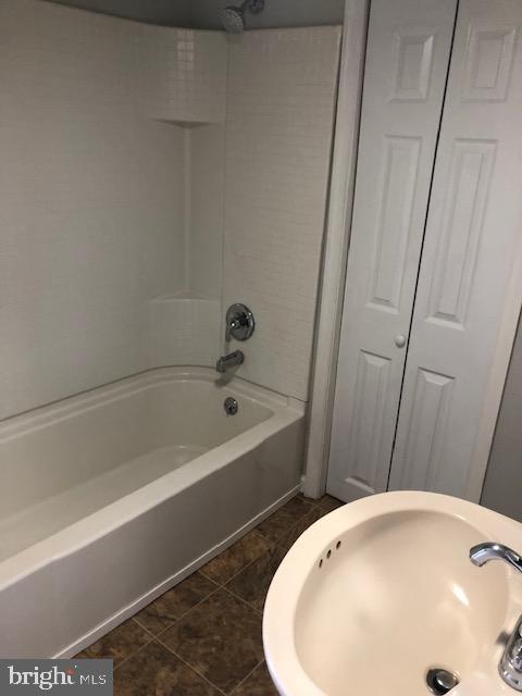 HAGERSTOWN - Residential