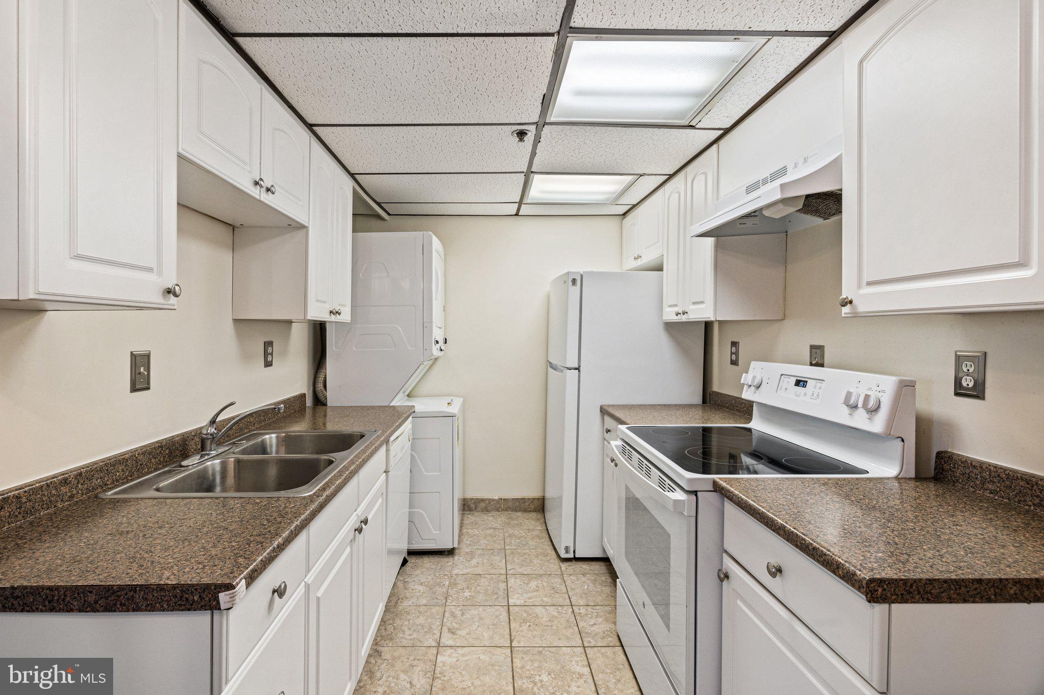 HIGHPOINTE - Residential