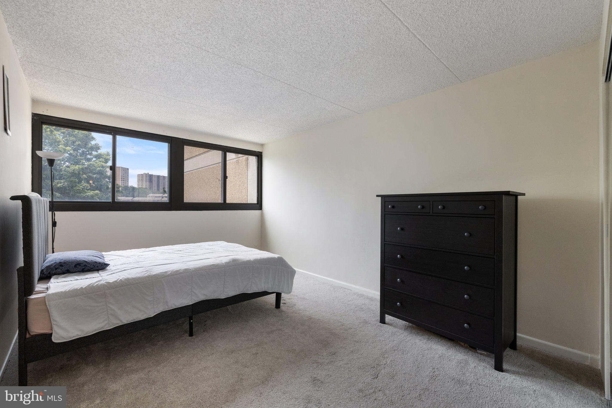 HIGHPOINTE - Residential