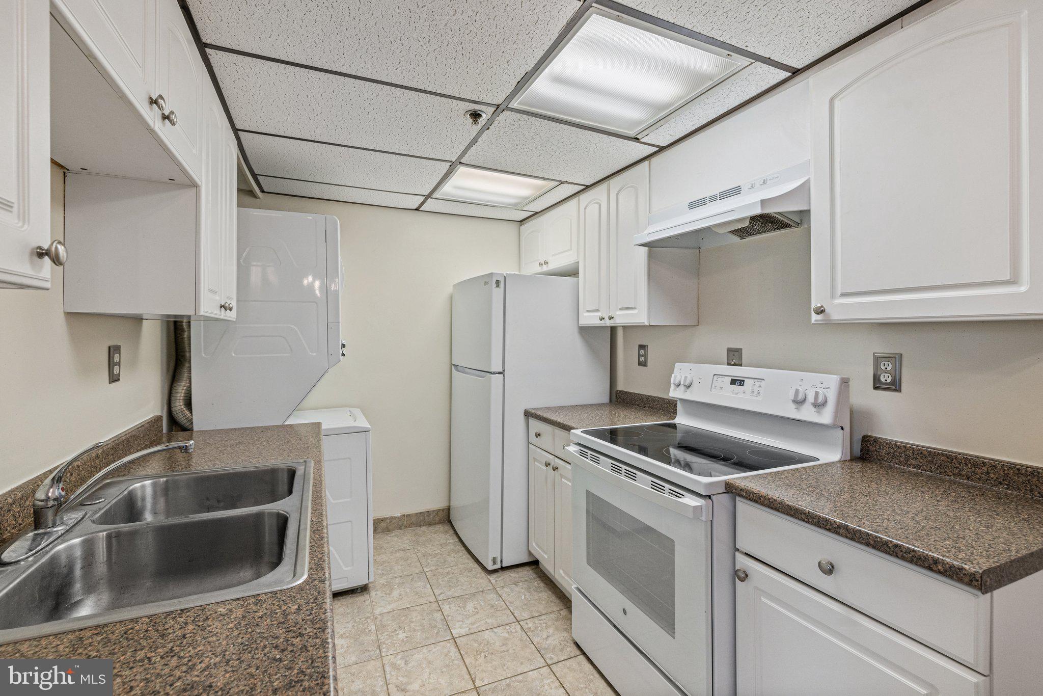 HIGHPOINTE - Residential