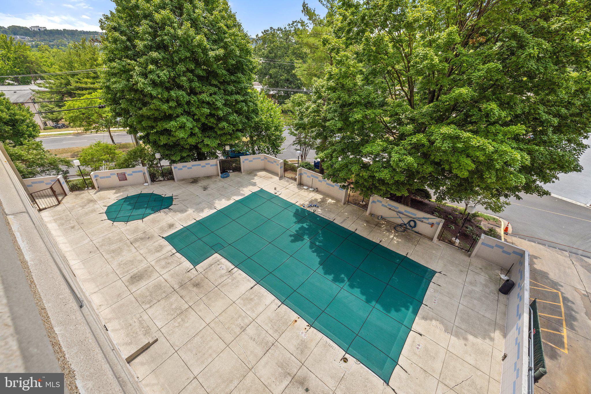 HIGHPOINTE - Residential