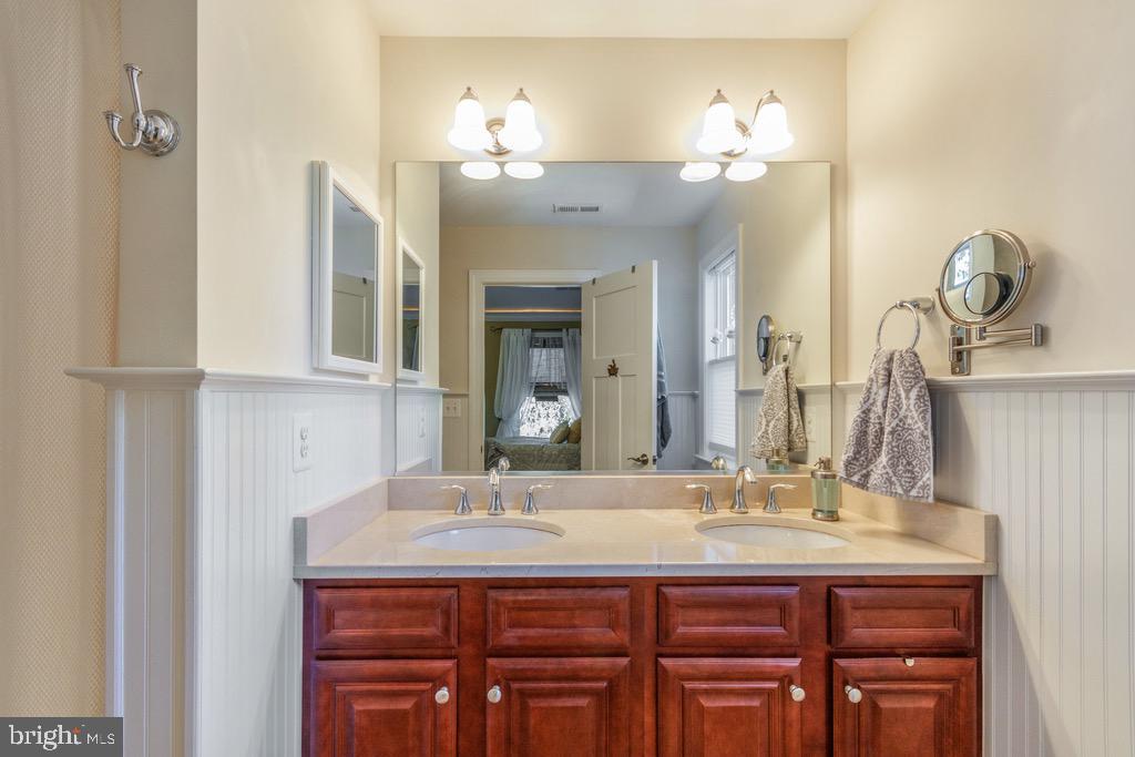 DOWNTOWN FREDERICKSBURG - Residential