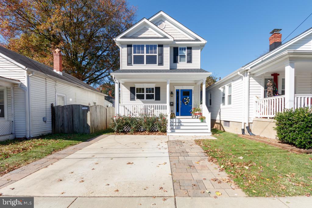 DOWNTOWN FREDERICKSBURG - Residential