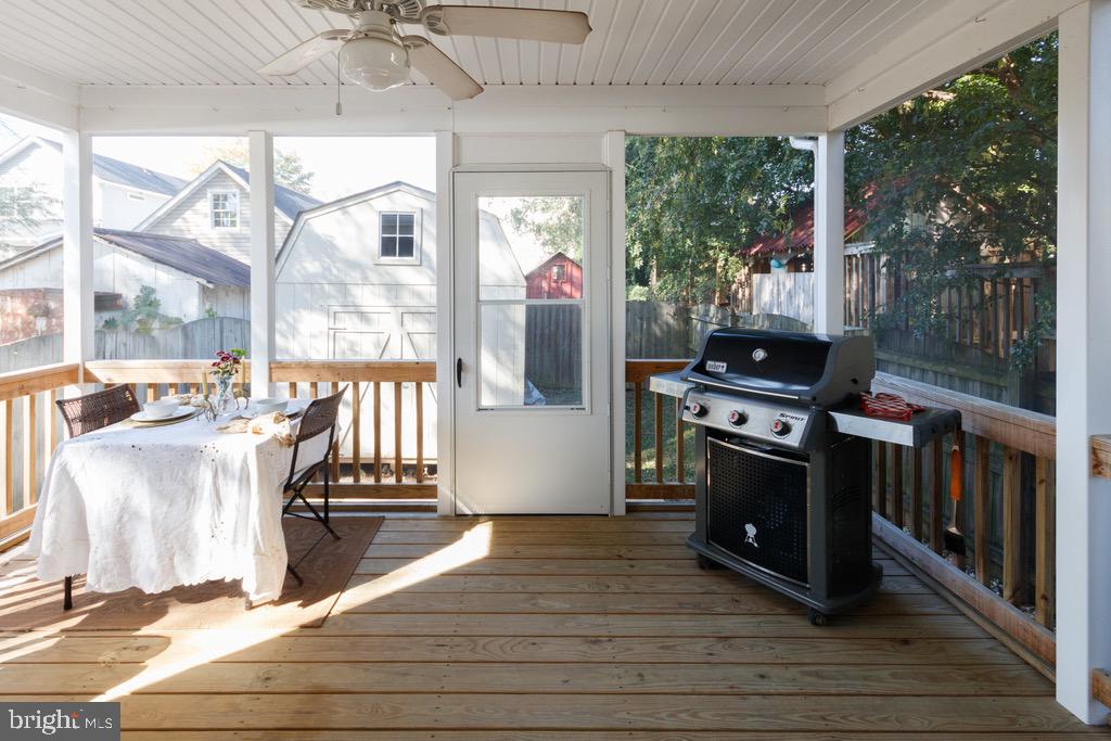 DOWNTOWN FREDERICKSBURG - Residential