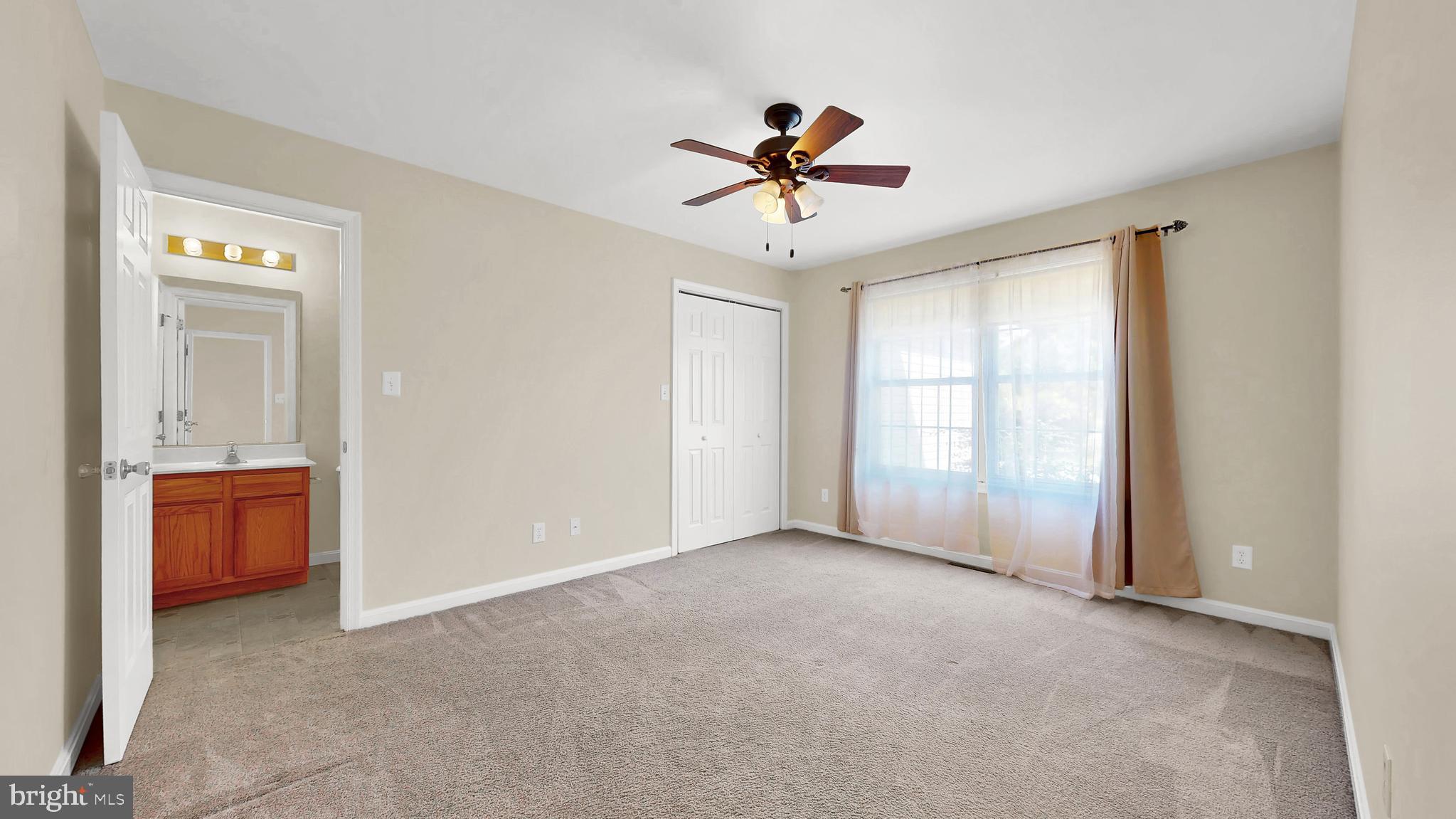 63 N PLANTERS LANE