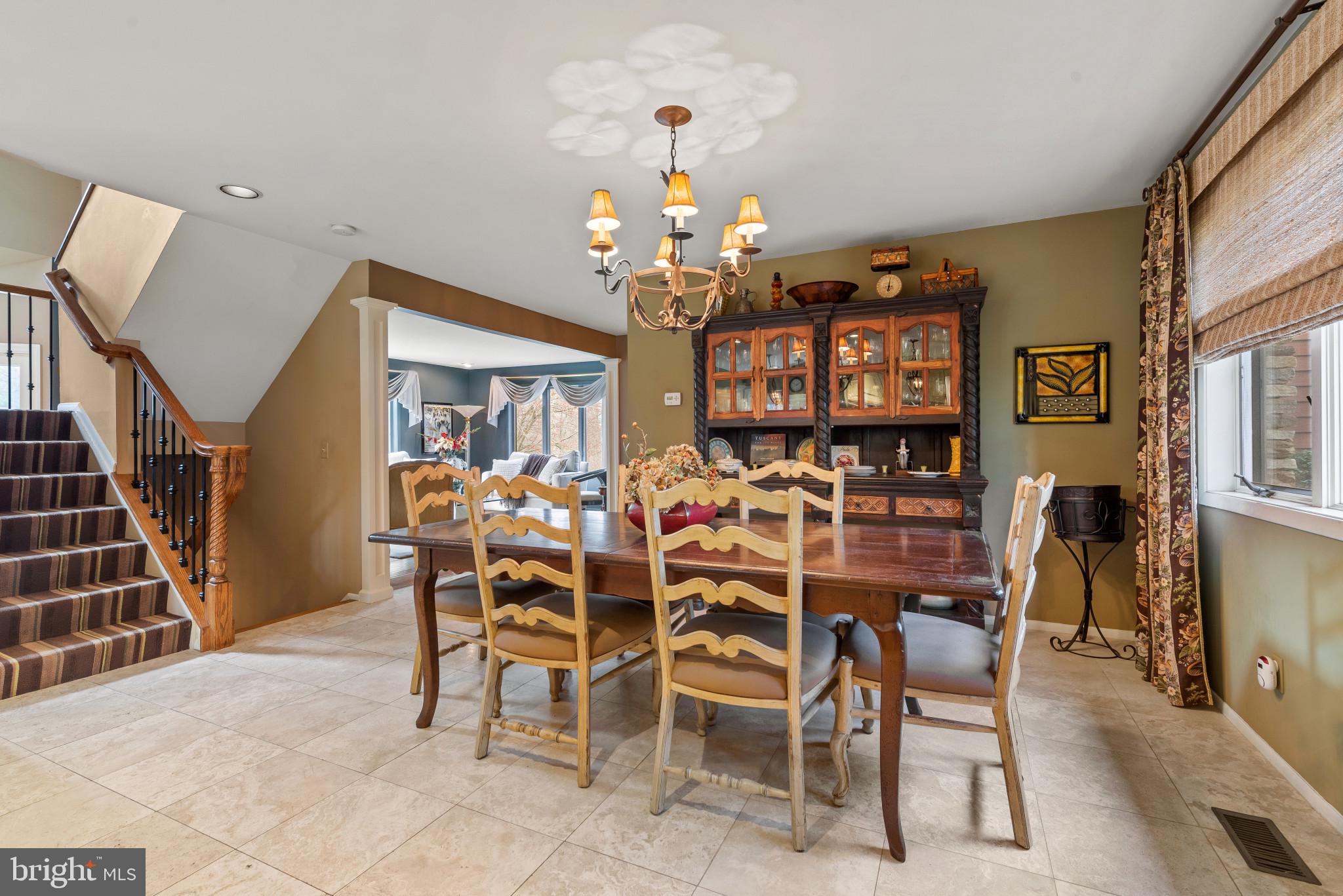 3721 GREENWAY LANE
