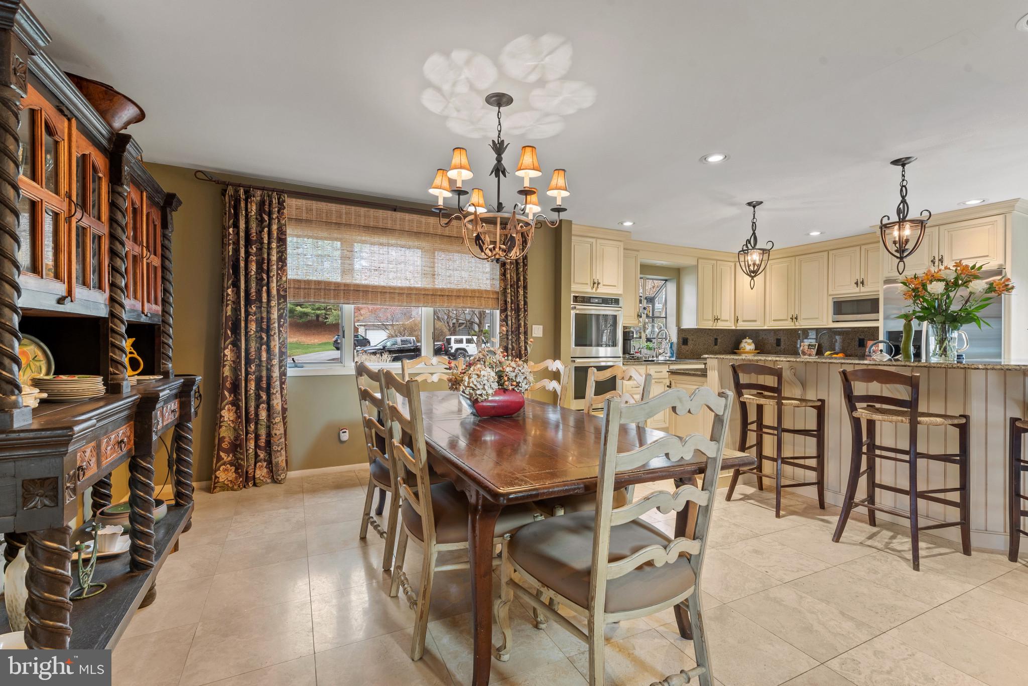 3721 GREENWAY LANE