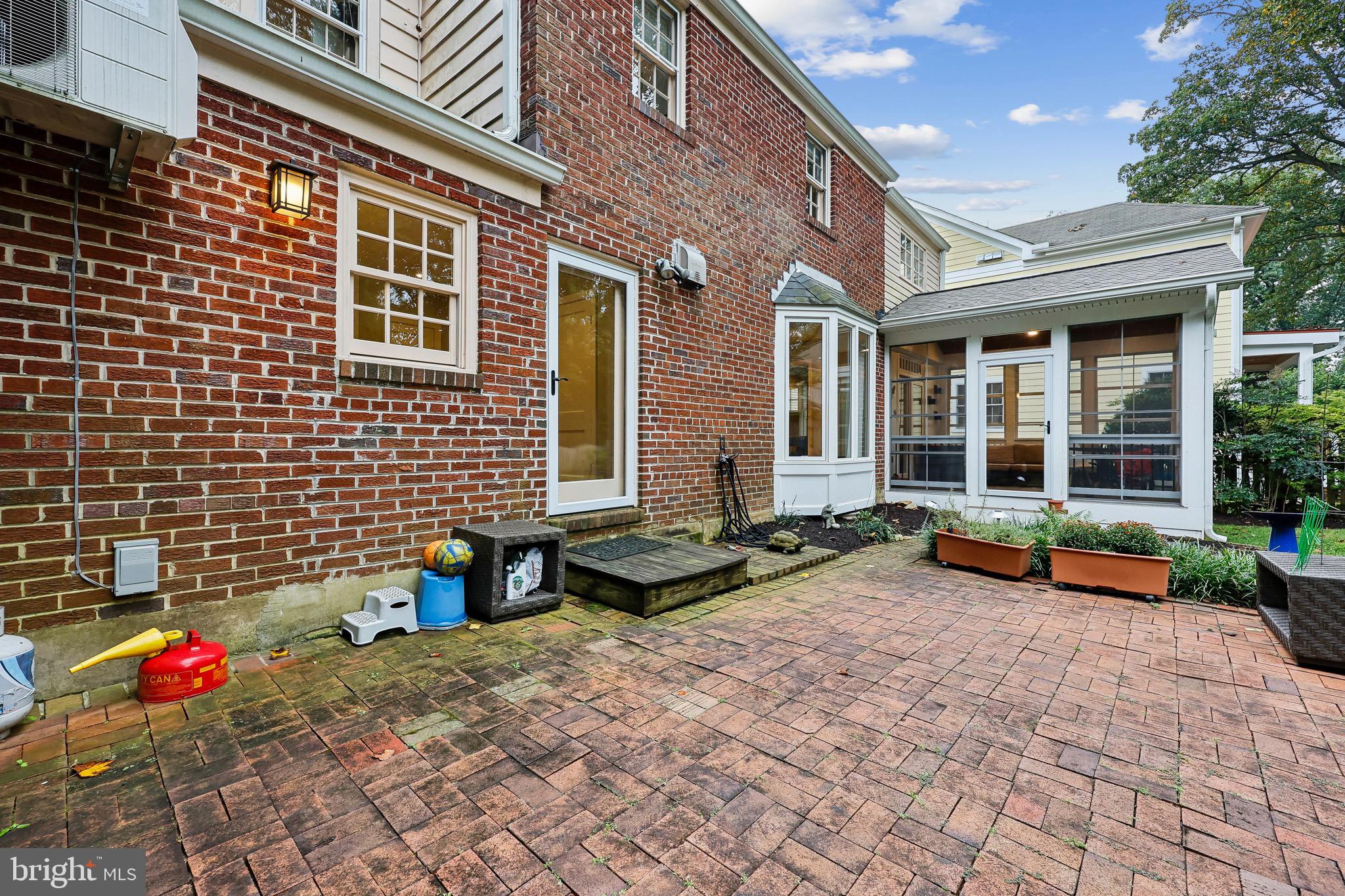 ROCK CREEK FOREST - Residential