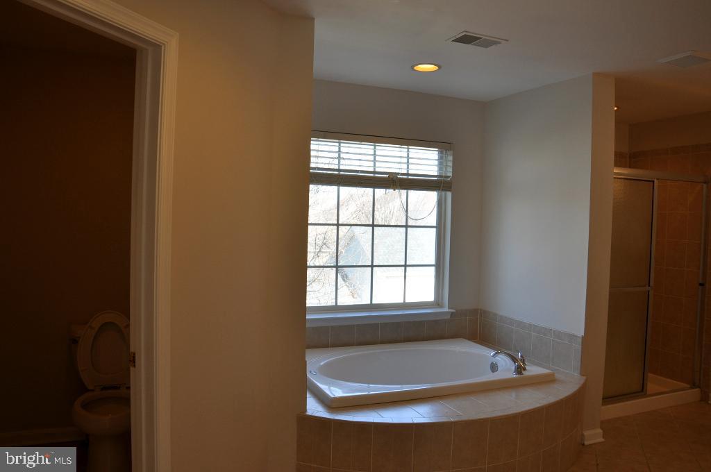 HUNTFIELD - Residential