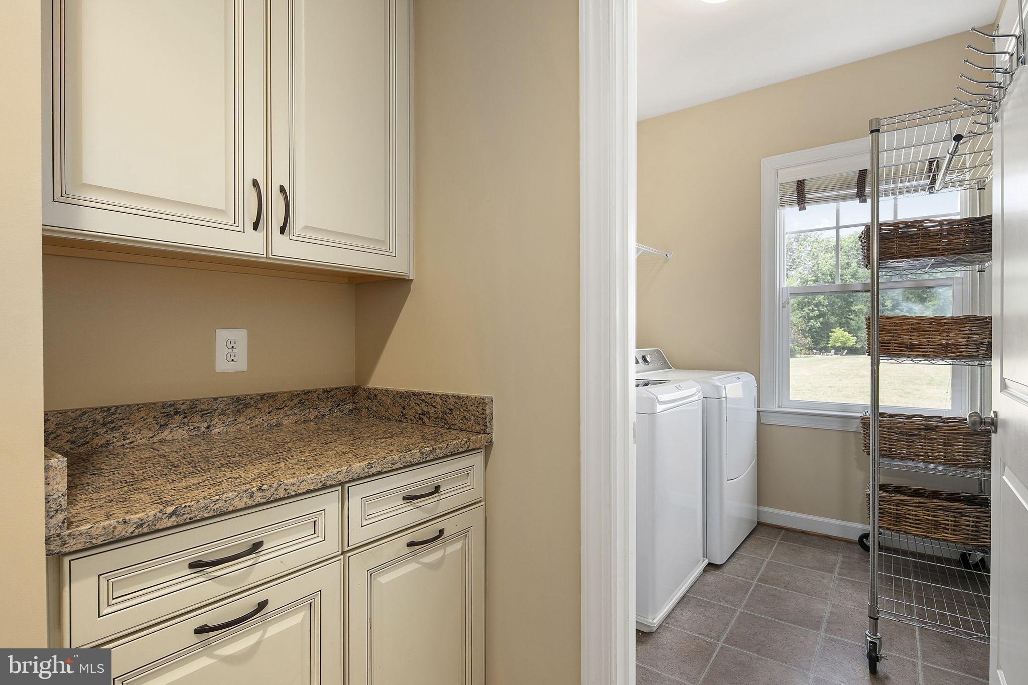 BROOKSIDE - Residential