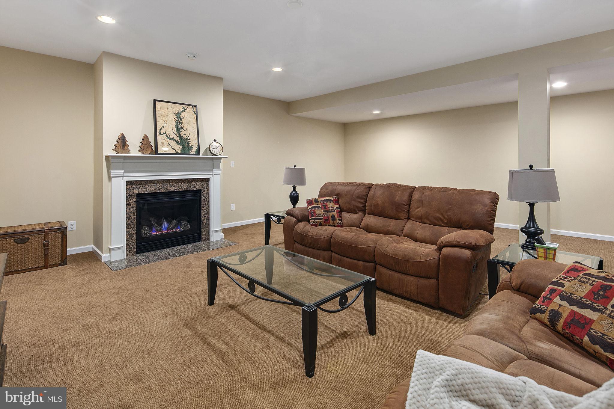 BROOKSIDE - Residential