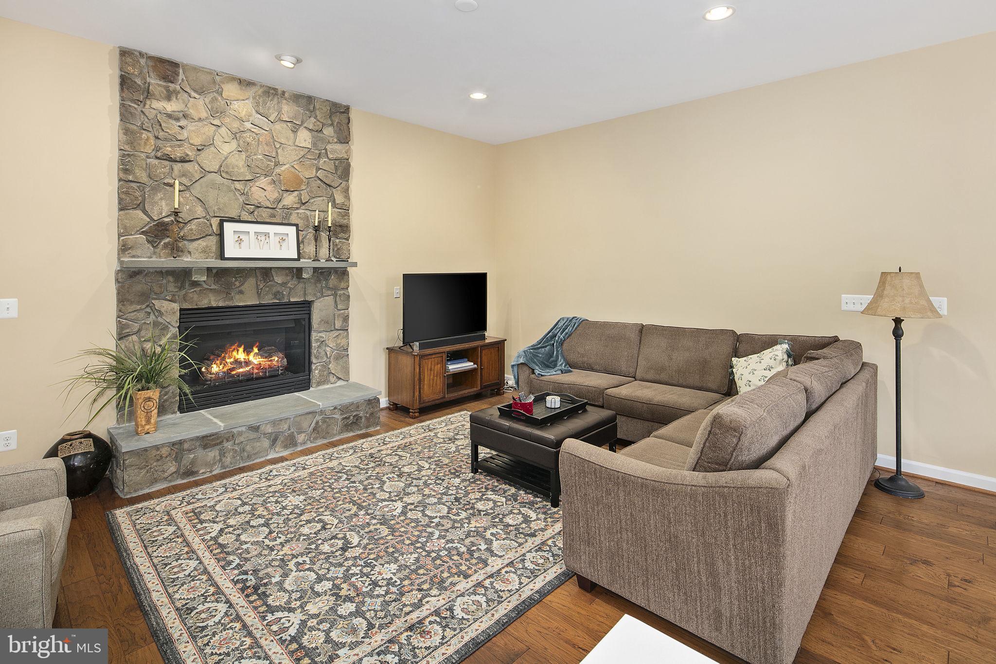 BROOKSIDE - Residential