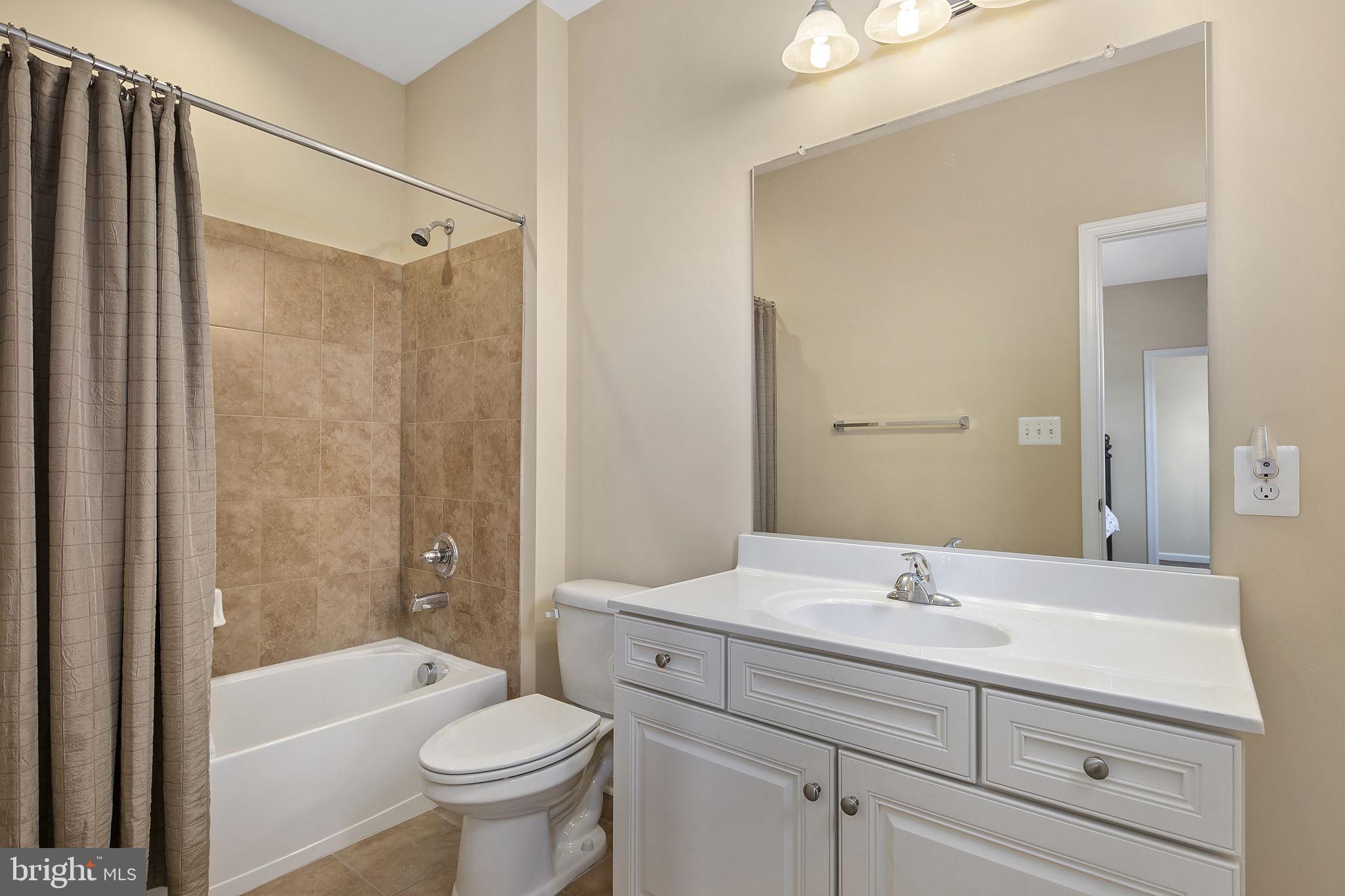 BROOKSIDE - Residential