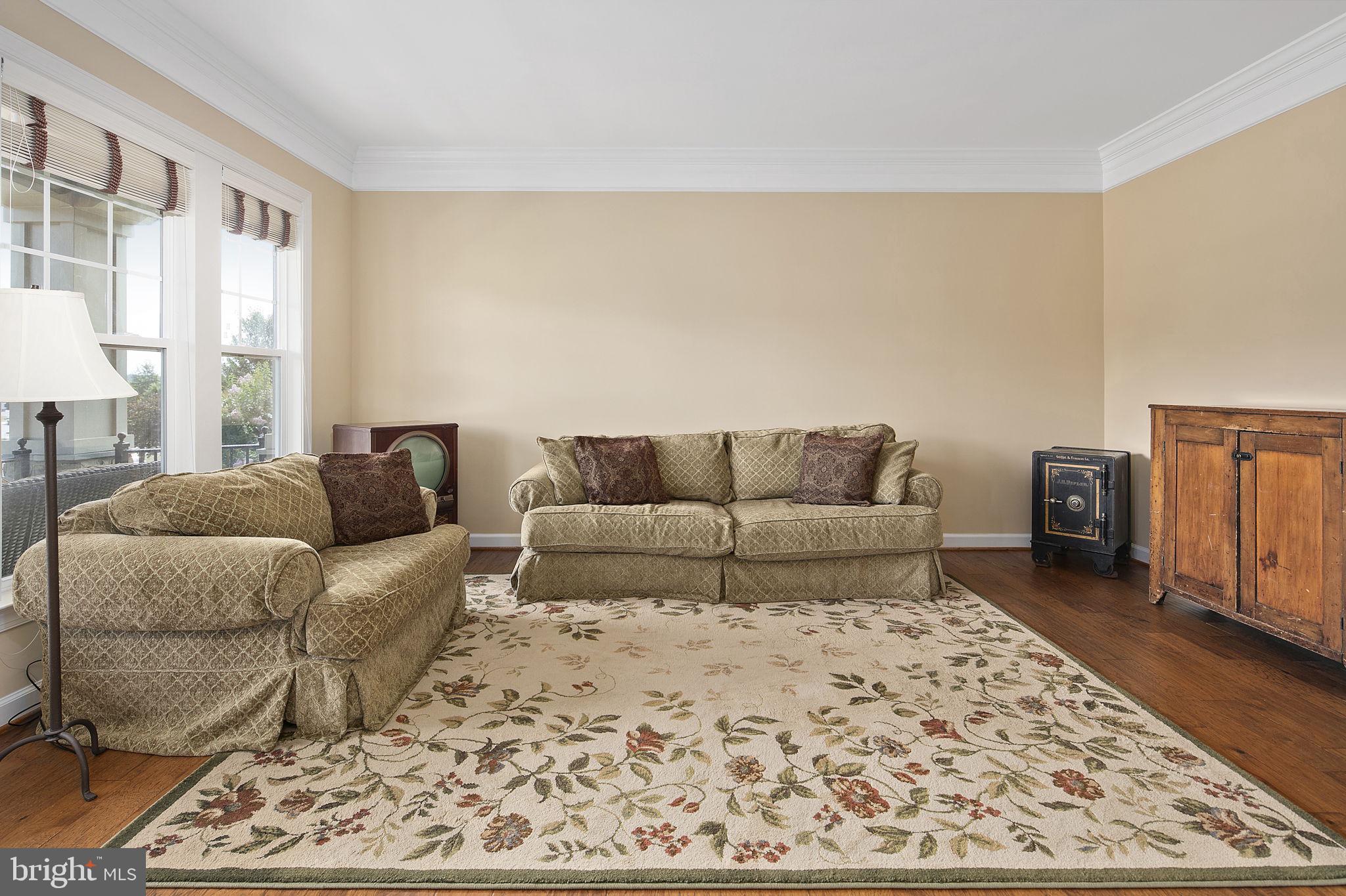 BROOKSIDE - Residential