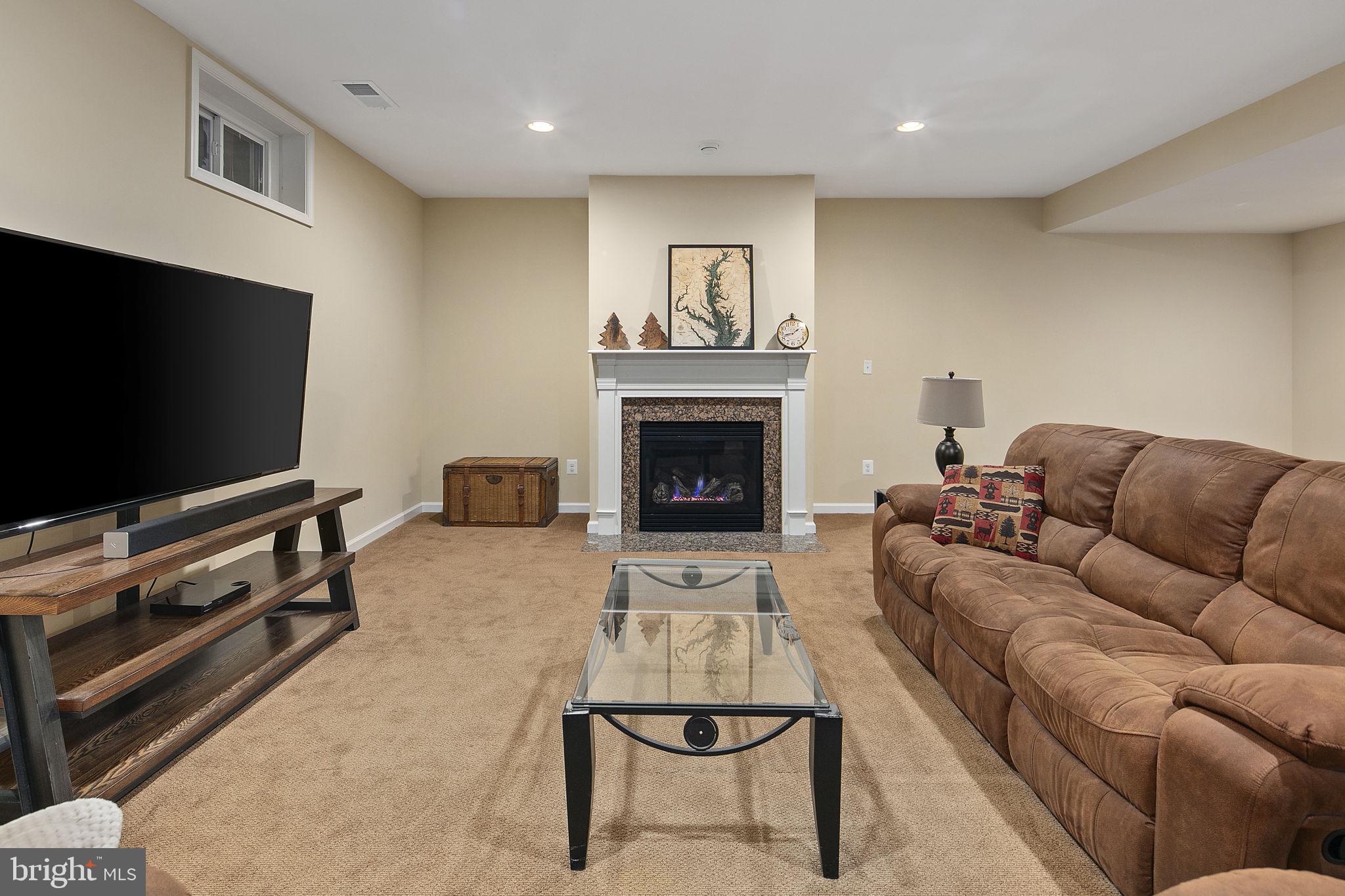 BROOKSIDE - Residential