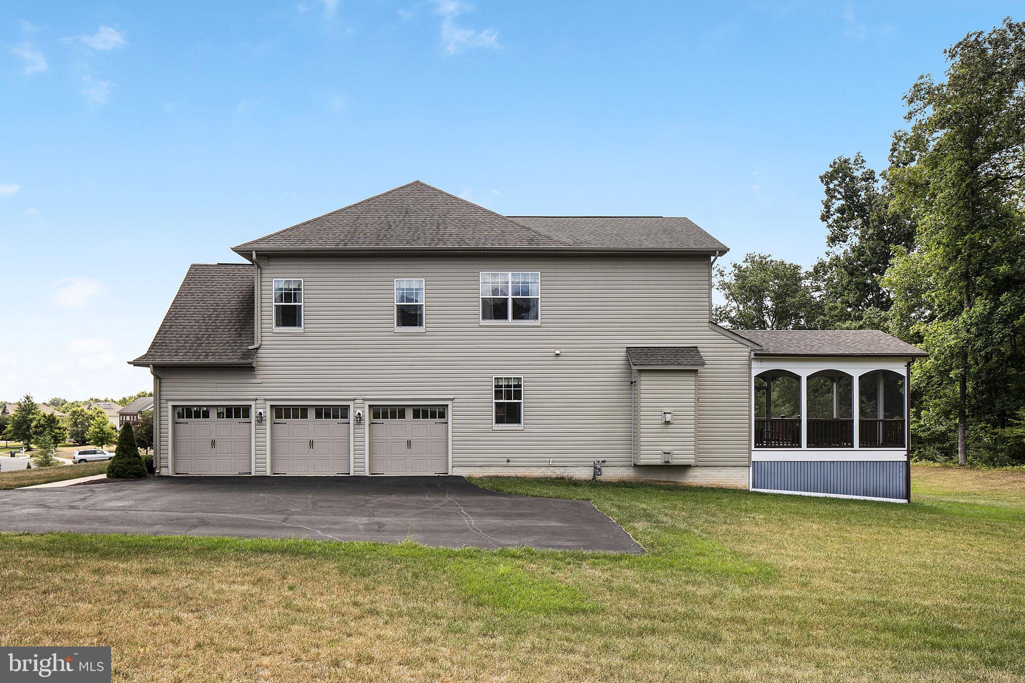 BROOKSIDE - Residential