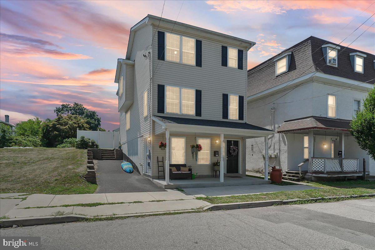 112 DAYTON STREET