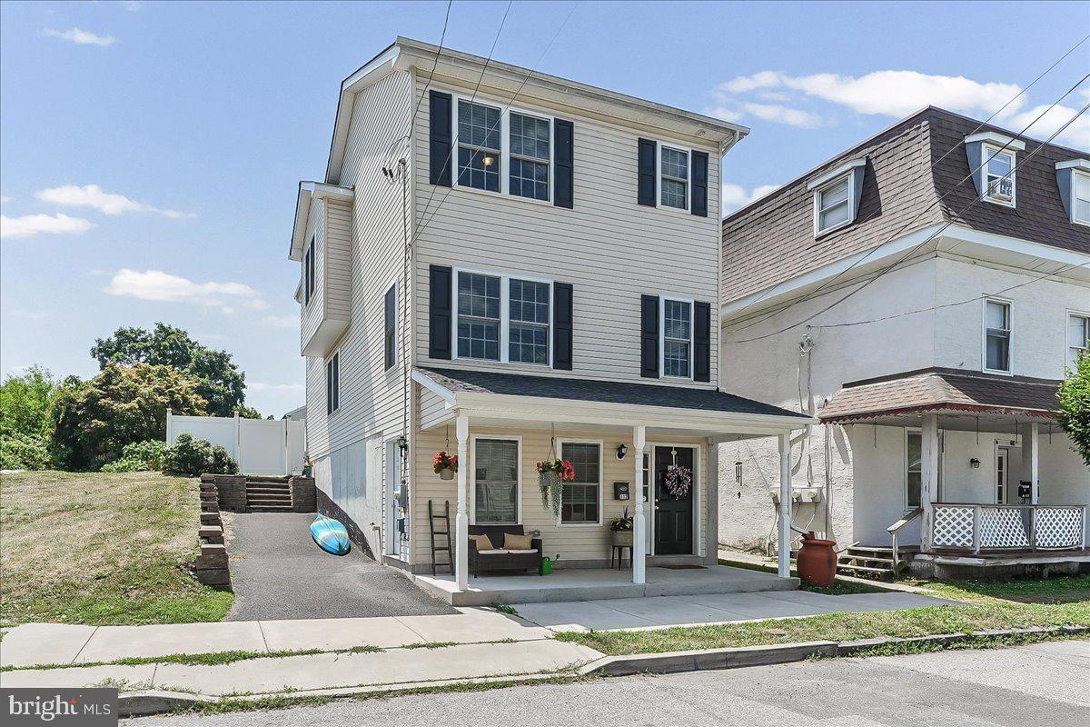 112 DAYTON STREET