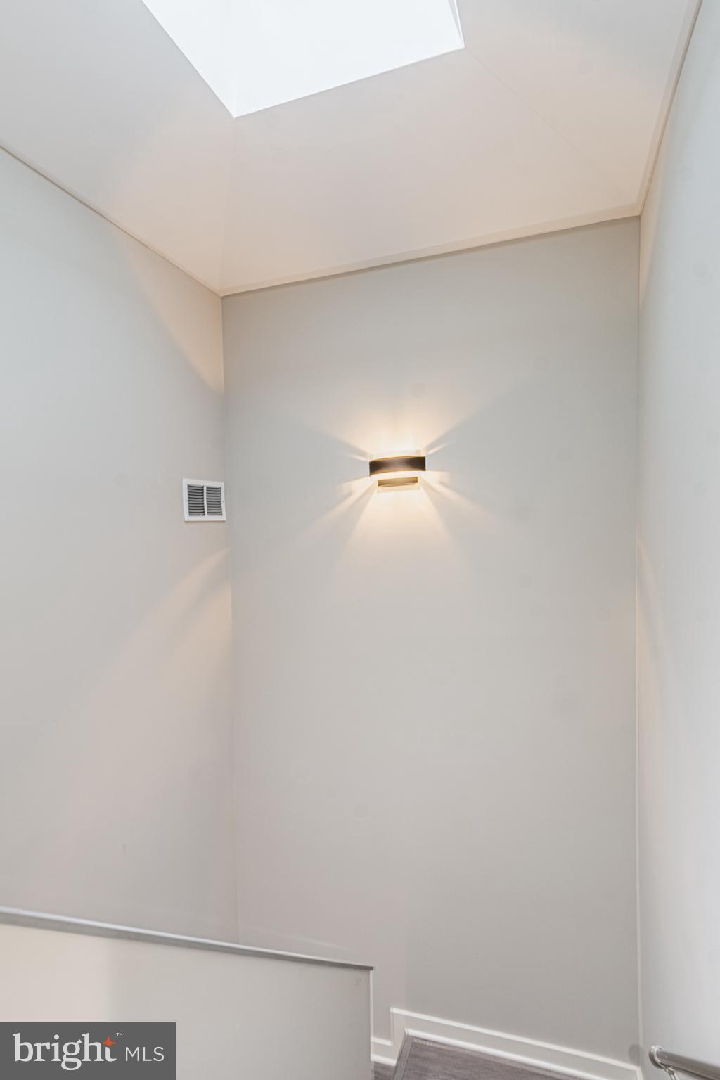 HARWOOD - Residential