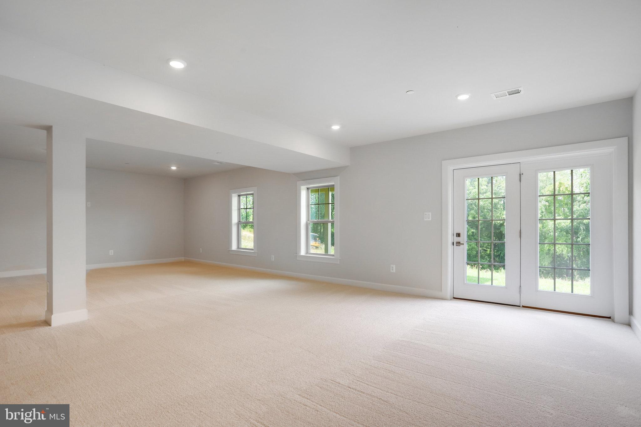 LAKE LINGANORE OAKDALE - Residential